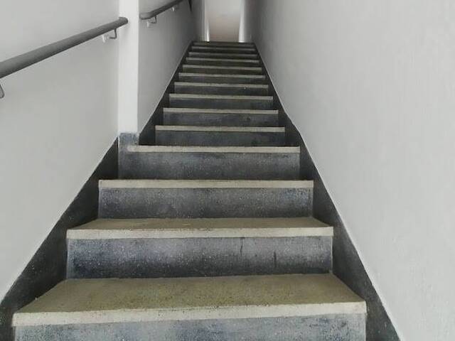 ESCADA DE ACESSO